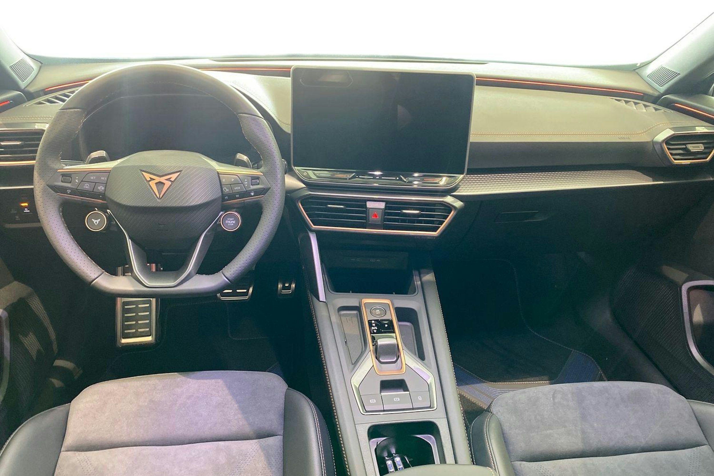 sininen CUPRA Formentor 2025 kuva 7.