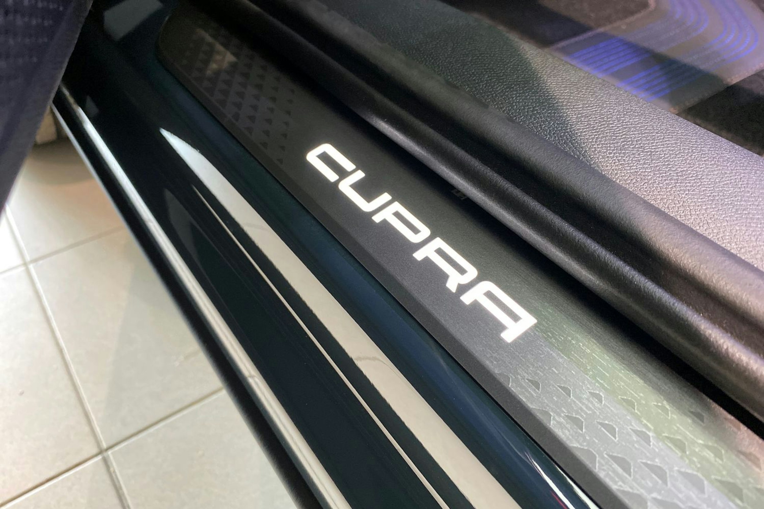 sininen CUPRA Formentor 2025 kuva 14.