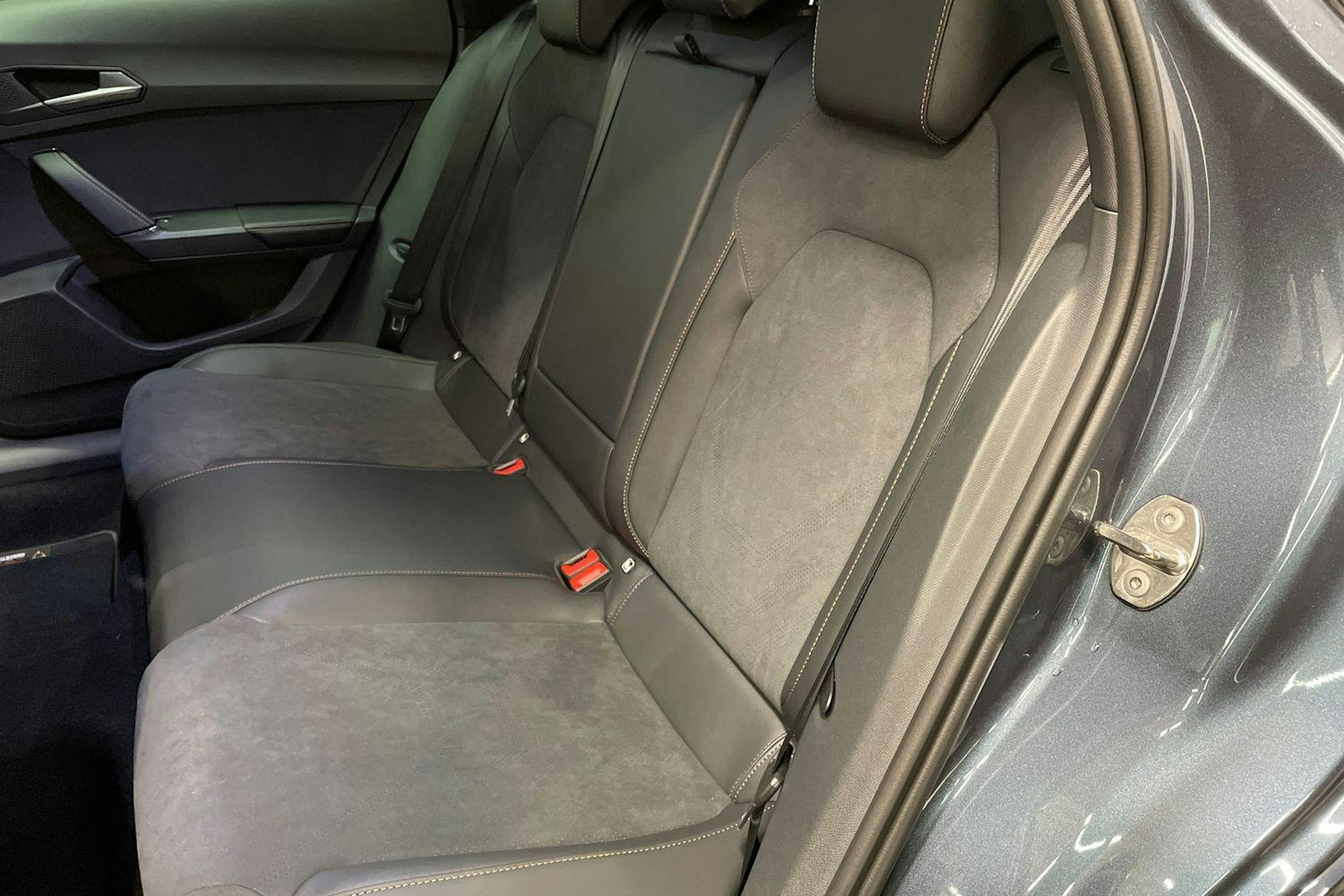 met. harmaa CUPRA Formentor 2025 kuva 10.