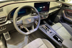 met. musta CUPRA Formentor 2026 kuva 6.