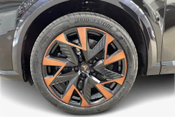 met. musta CUPRA Formentor 2026 kuva 9.