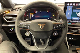 met. musta CUPRA Formentor 2026 kuva 11.