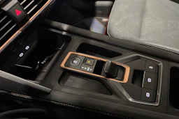 met. musta CUPRA Formentor 2026 kuva 14.