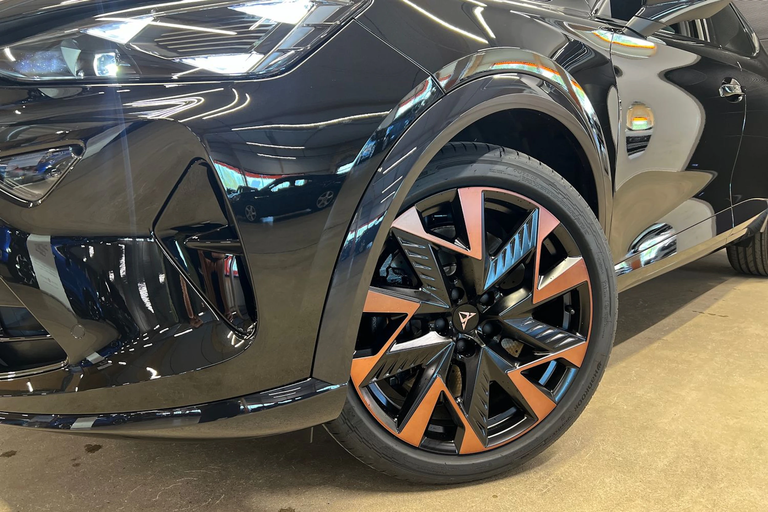 met. musta CUPRA Formentor 2026 kuva 10.