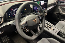 met. musta CUPRA Formentor 2026 kuva 16.