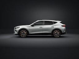 valkoinen CUPRA Formentor 2026 kuva 4.