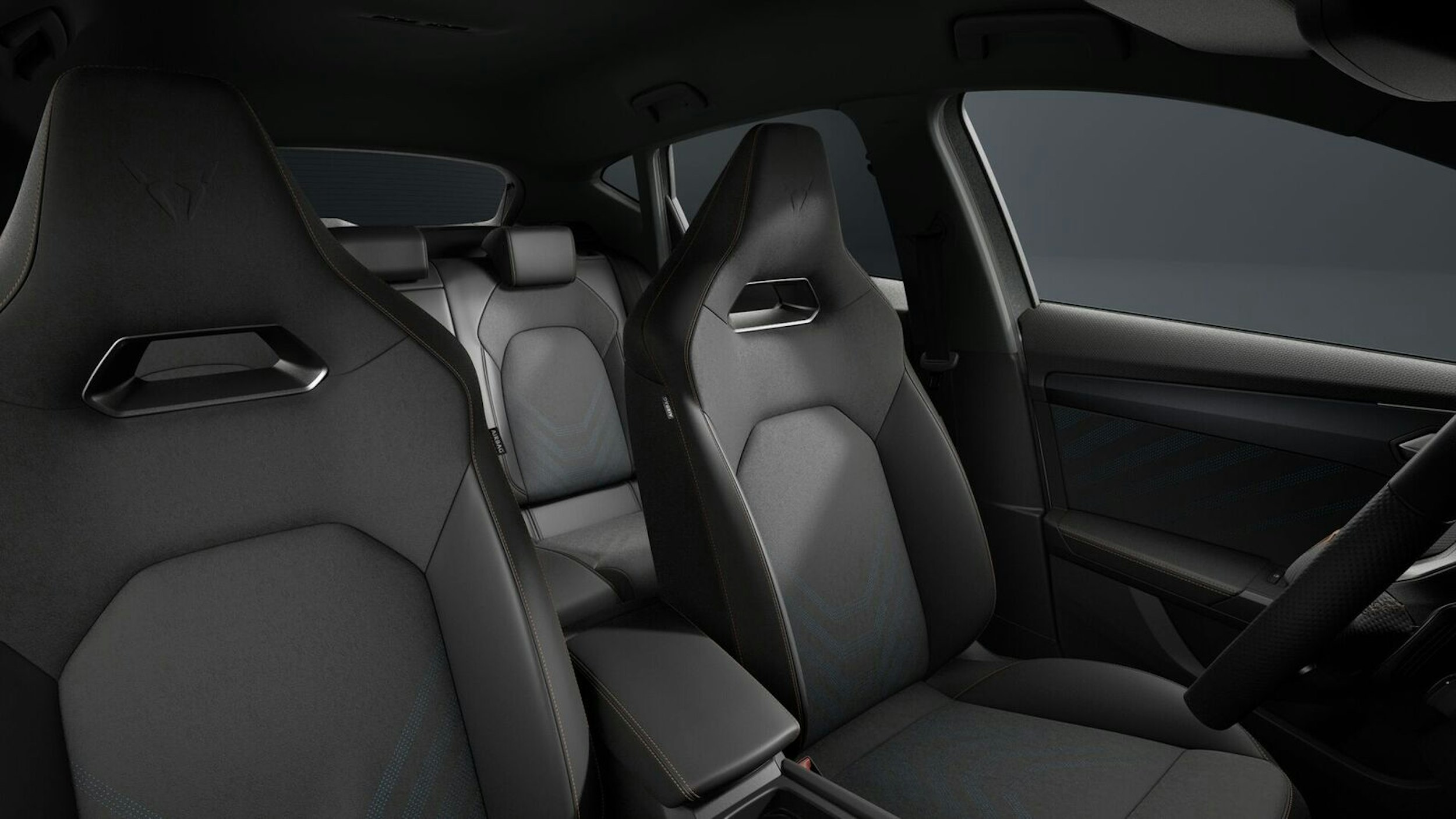 valkoinen CUPRA Formentor 2026 kuva 7.