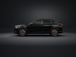 met. musta CUPRA Formentor 2026 kuva 6.