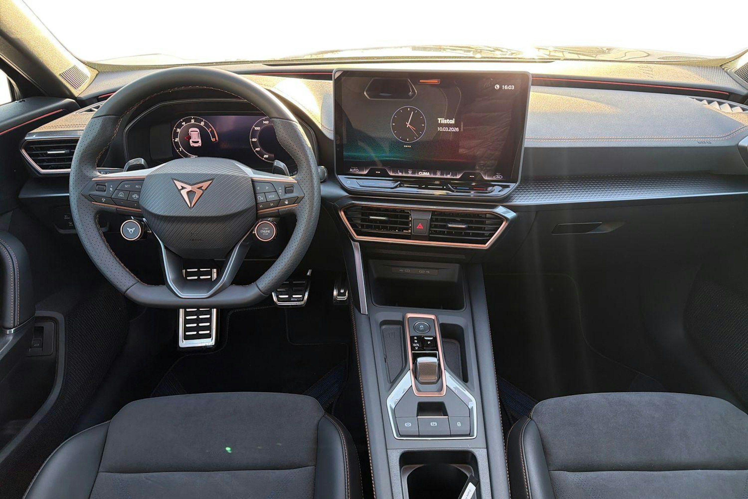 musta CUPRA Formentor 2026 kuva 7.