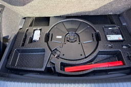 musta CUPRA Formentor 2026 kuva 12.