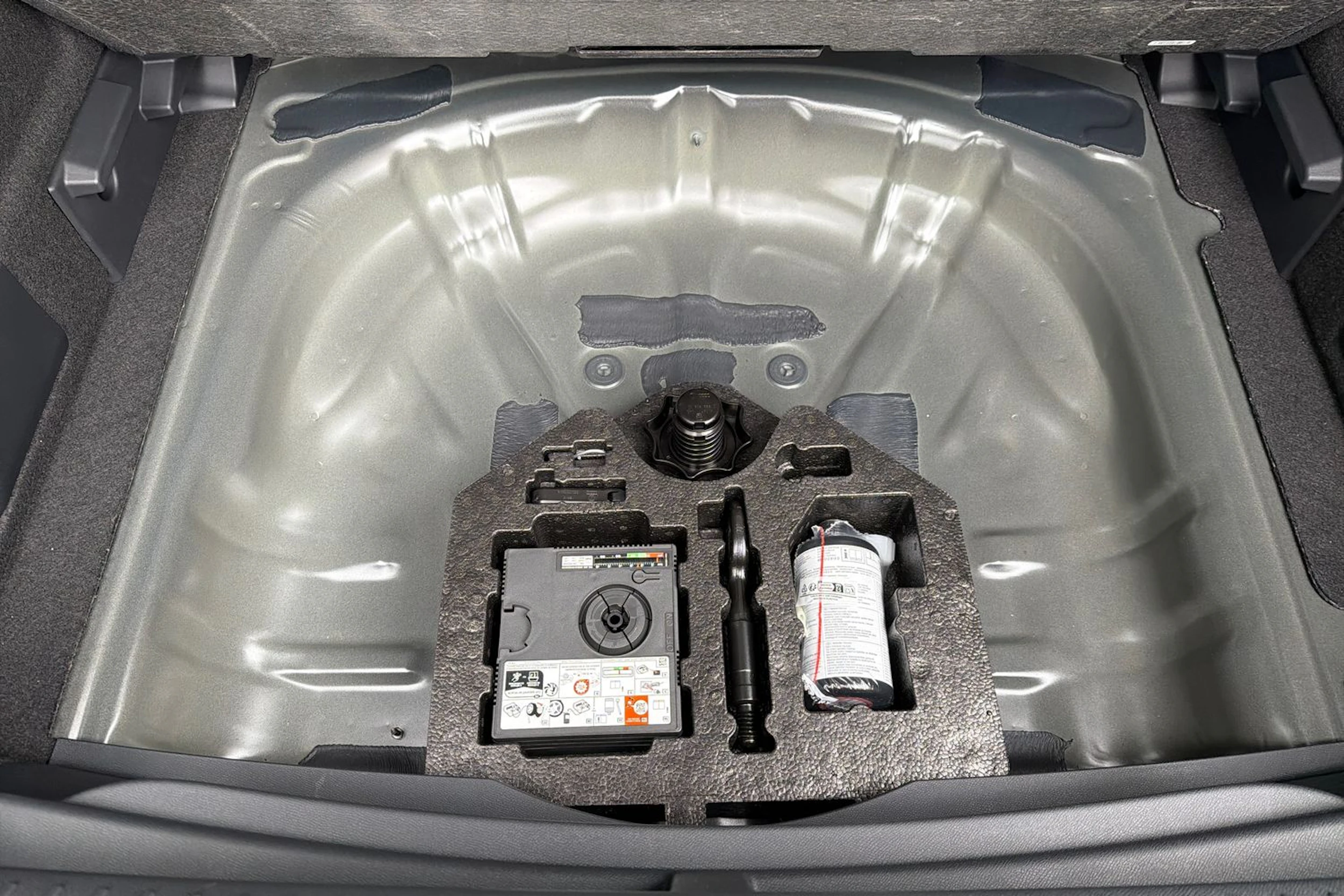 sininen CUPRA Formentor 2026 kuva 12.