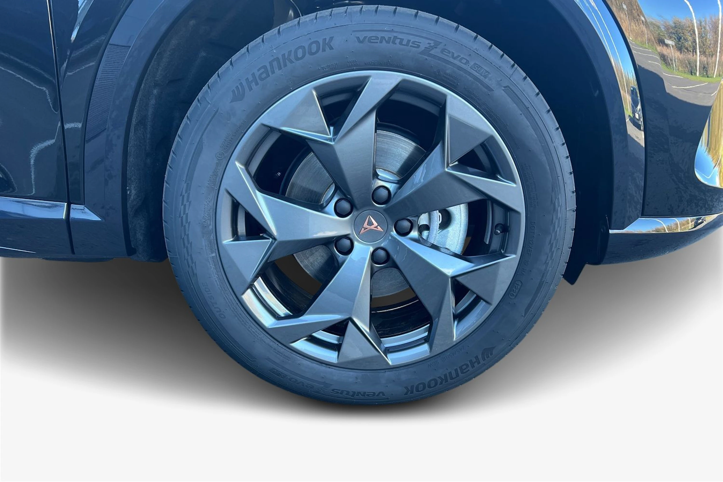 met. musta CUPRA Formentor 2026 kuva 9.