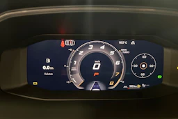 met. musta CUPRA Formentor 2026 kuva 13.