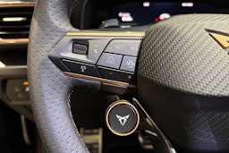 harmaa CUPRA Formentor 2026 kuva 12.