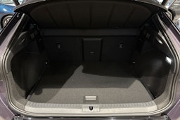 harmaa CUPRA Formentor 2026 kuva 15.