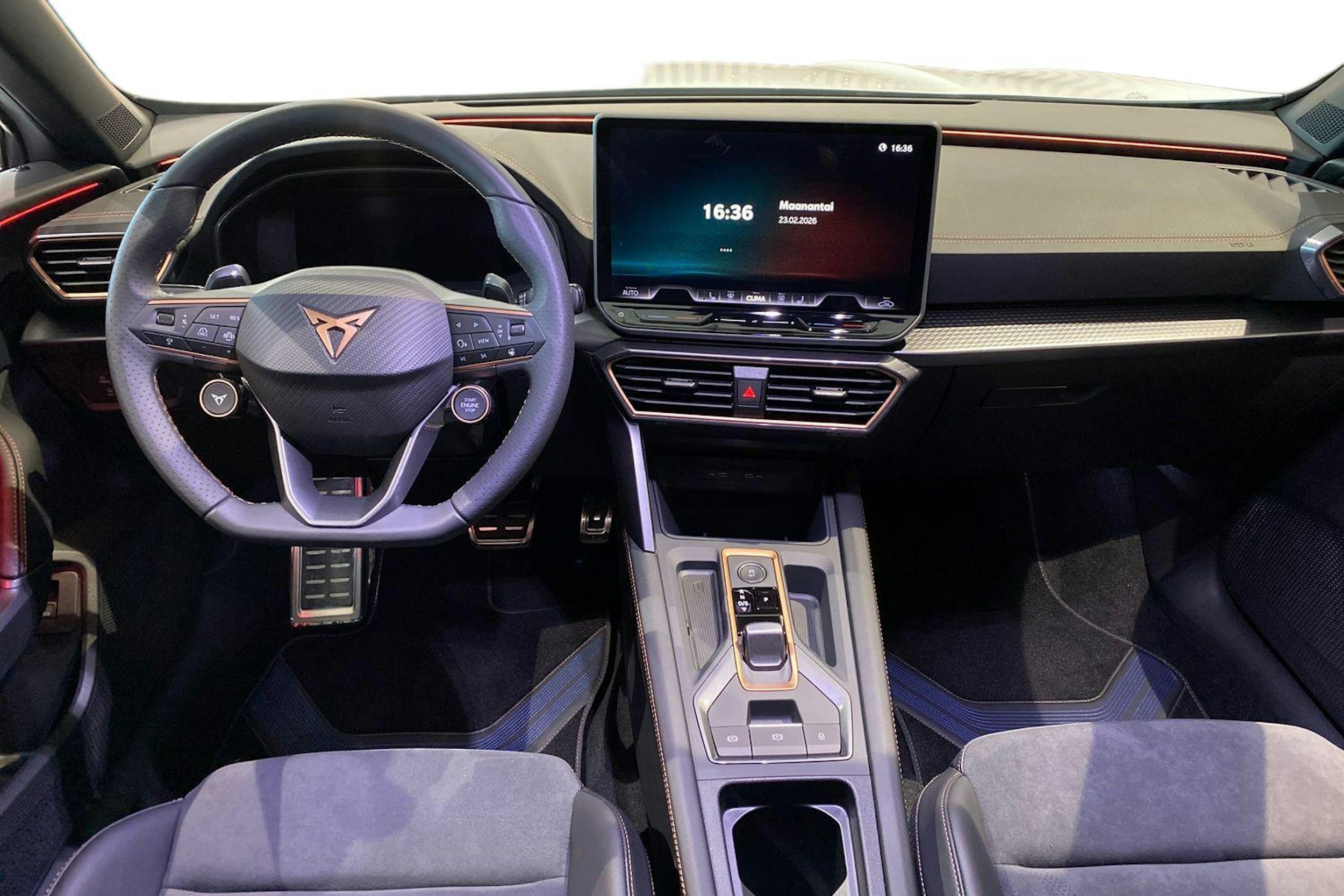 valkoinen CUPRA Formentor 2026 kuva 7.