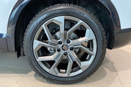 valkoinen CUPRA Formentor 2026 kuva 10.