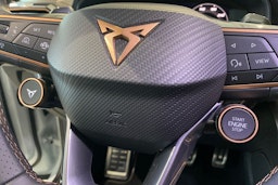 valkoinen CUPRA Formentor 2026 kuva 13.