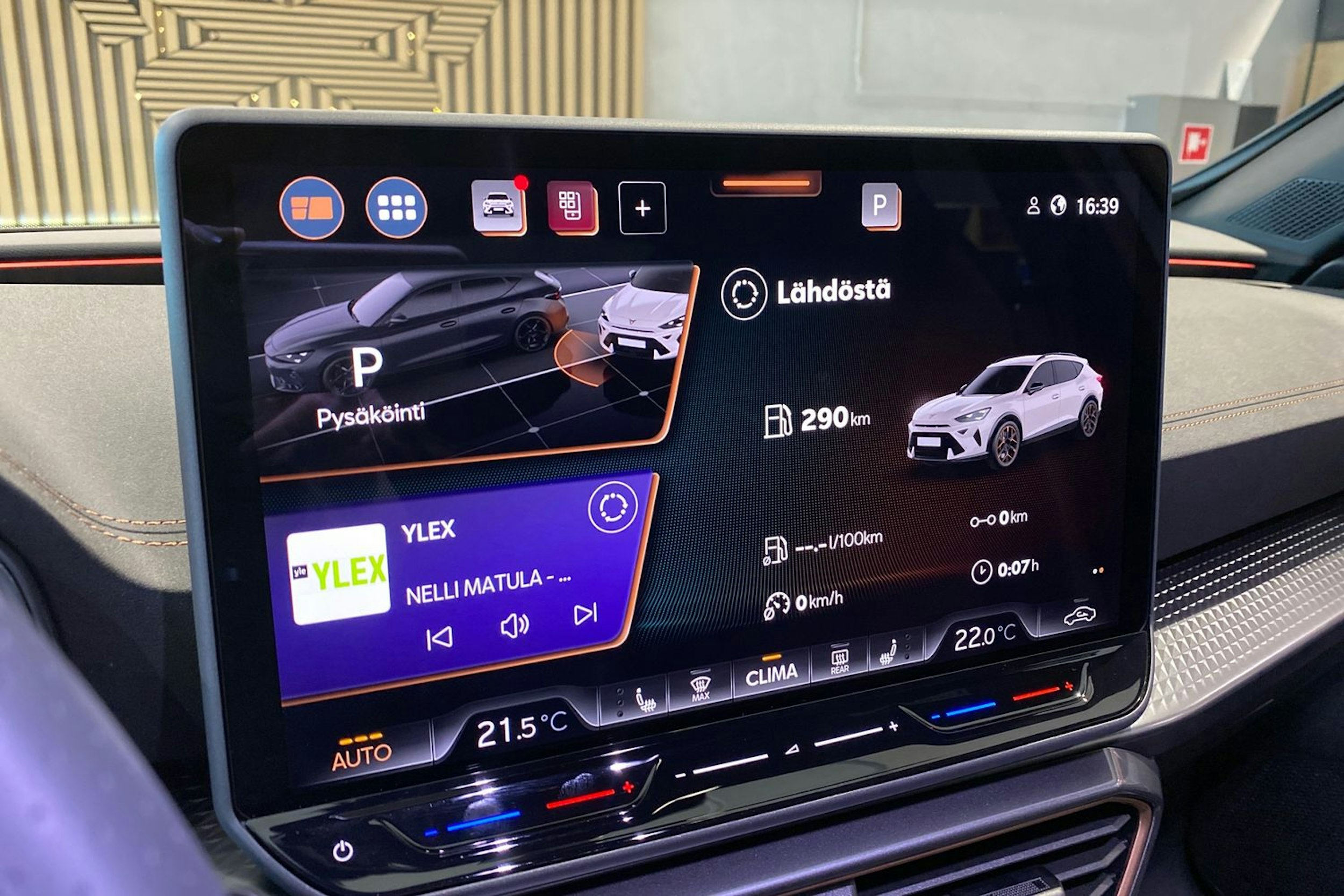 valkoinen CUPRA Formentor 2026 kuva 14.