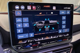 valkoinen CUPRA Formentor 2026 kuva 15.