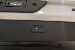 valkoinen CUPRA Formentor 2026 kuva 24.