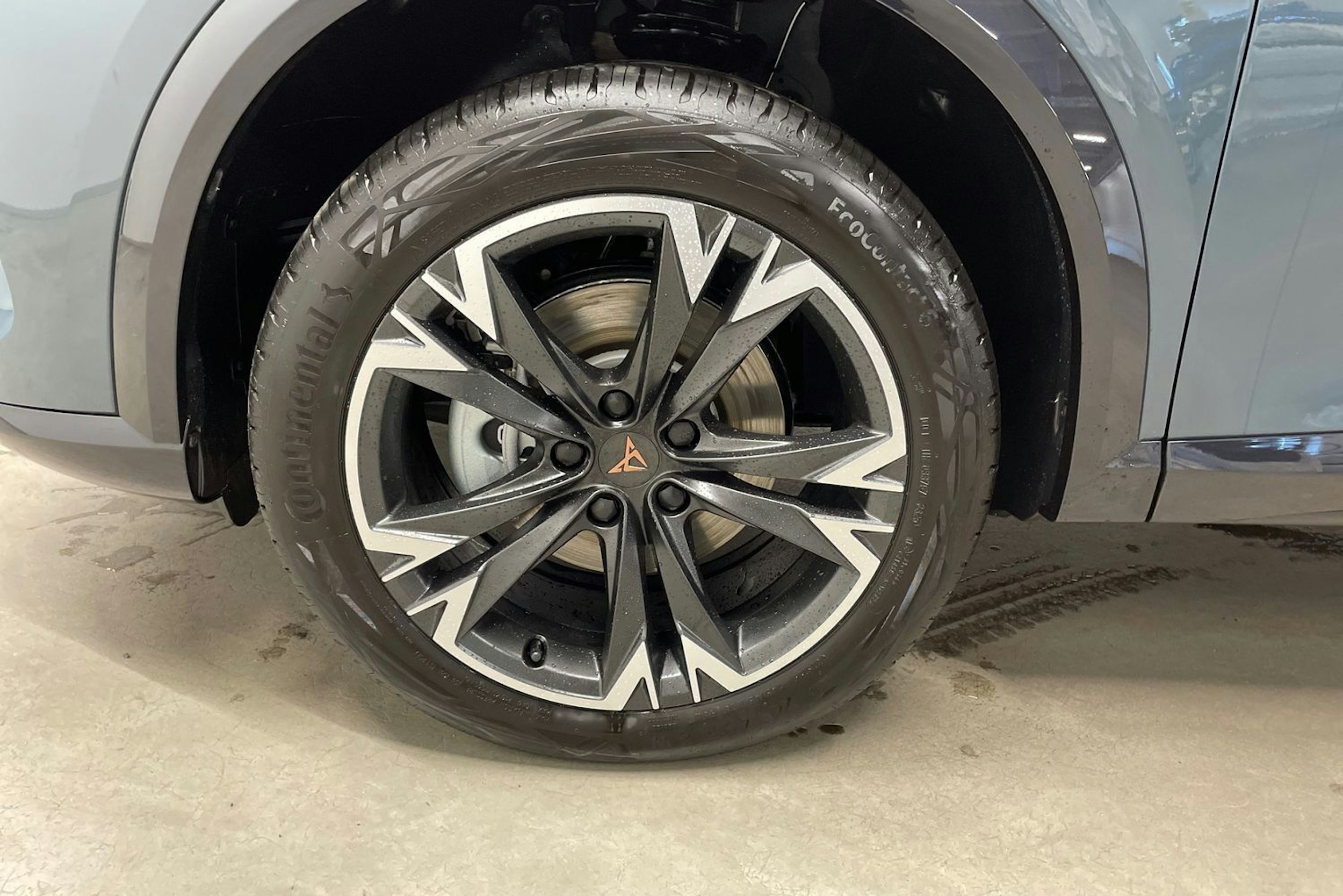 sininen CUPRA Formentor 2026 kuva 9.