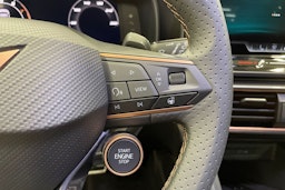 sininen CUPRA Formentor 2026 kuva 11.