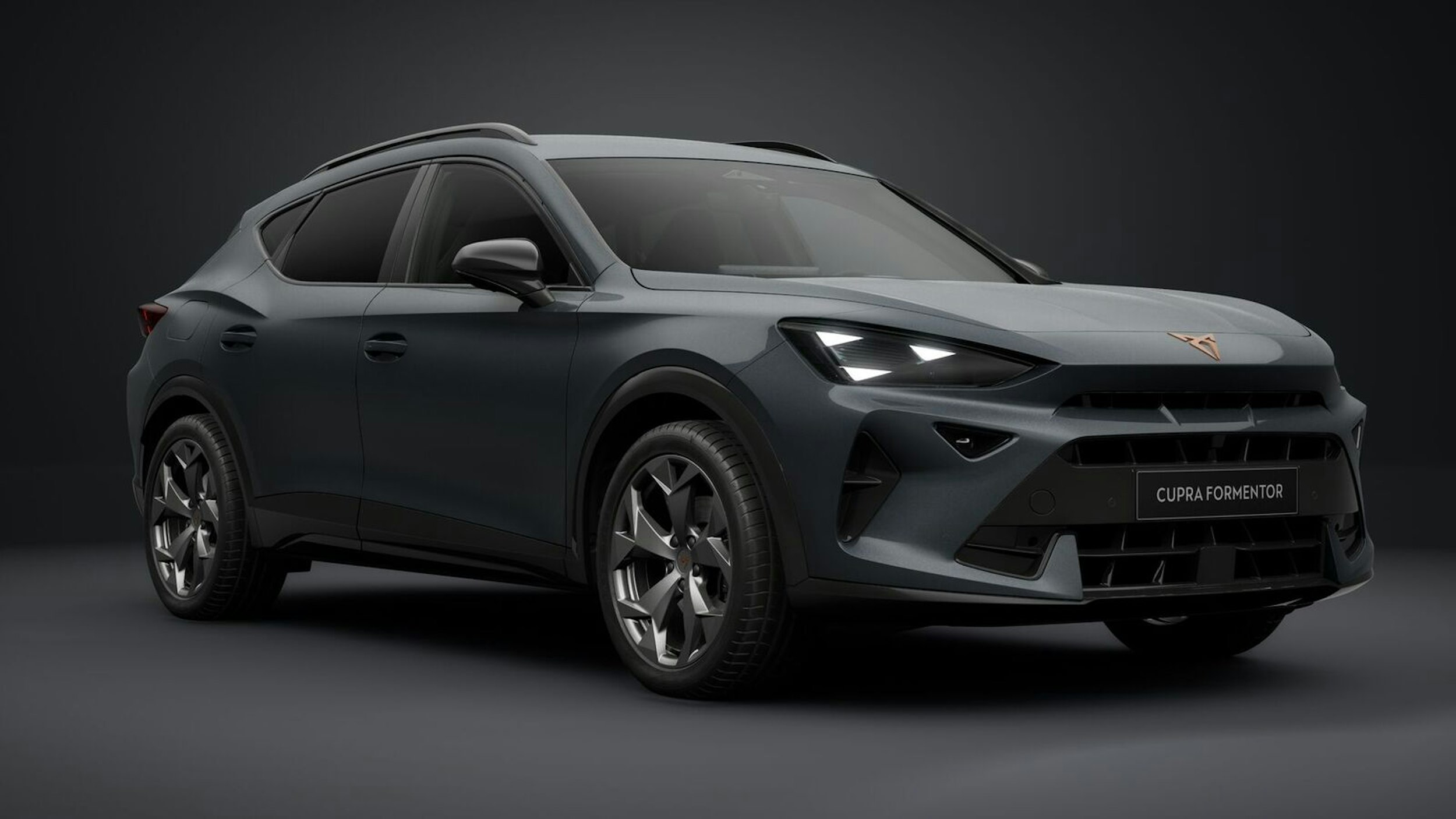 met. harmaa CUPRA Formentor 2026 kuva 1.