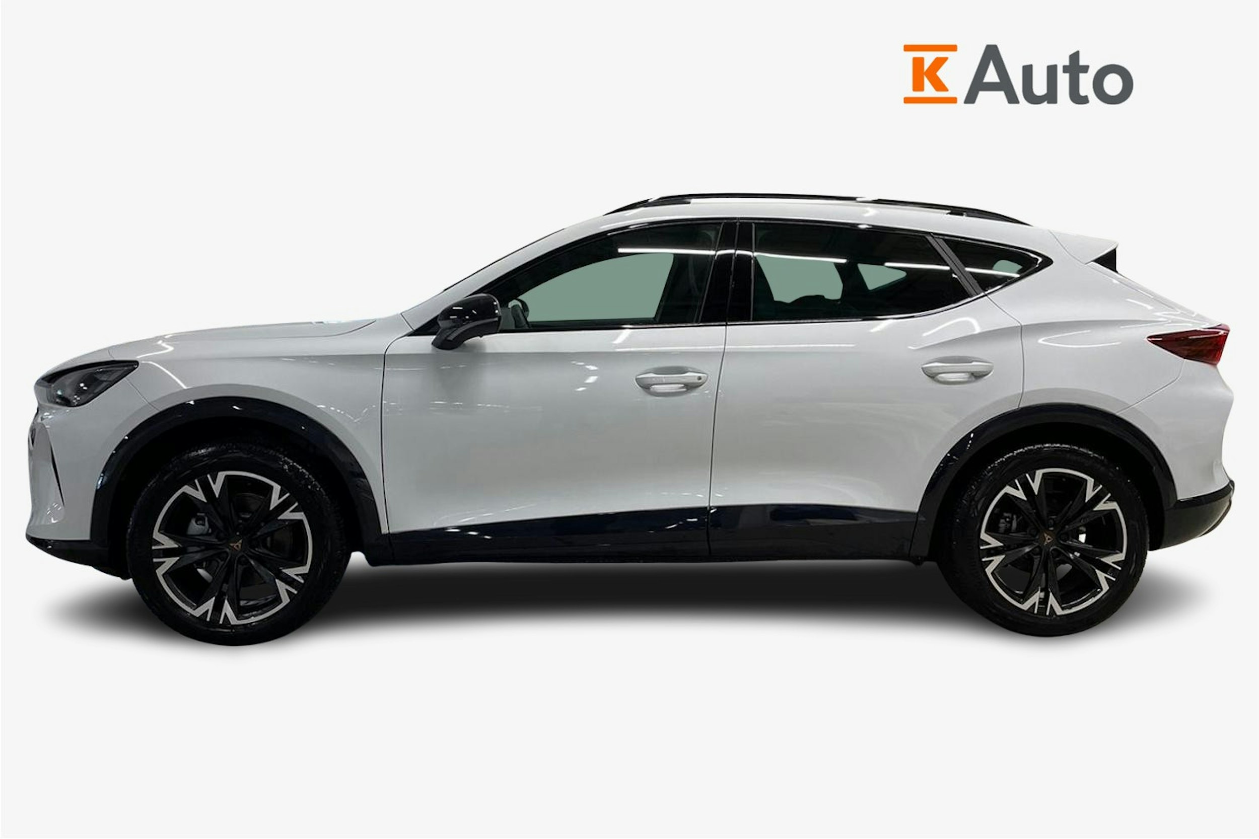 valkoinen CUPRA Formentor 2026 kuva 6.