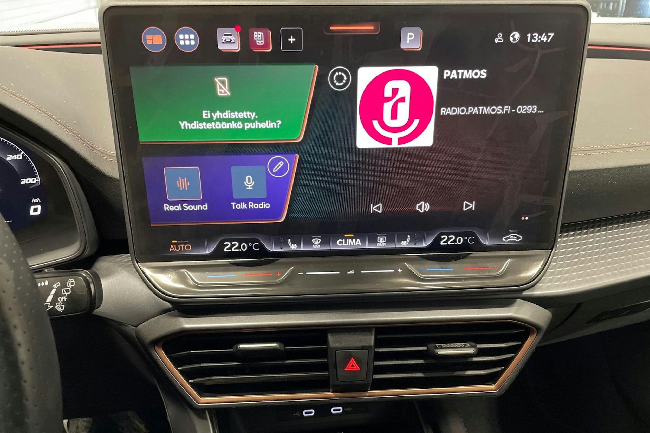 valkoinen CUPRA Formentor 2026 kuva 16.