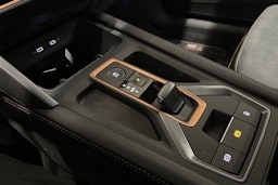 valkoinen CUPRA Formentor 2026 kuva 17.