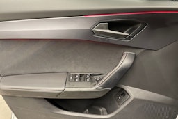 valkoinen CUPRA Formentor 2026 kuva 18.