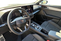 harmaa CUPRA Formentor 2026 kuva 6.