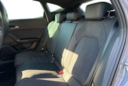 harmaa CUPRA Formentor 2026 kuva 8.