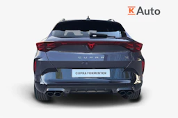 harmaa CUPRA Formentor 2026 kuva 3.