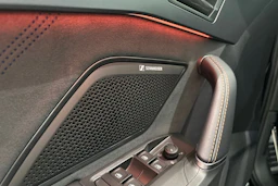 musta CUPRA Formentor 2026 kuva 13.