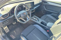 harmaa CUPRA Leon 2021 kuva 3.