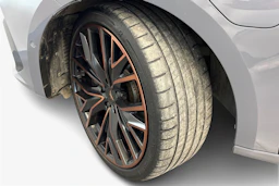 harmaa CUPRA Leon 2021 kuva 12.