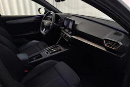harmaa CUPRA Leon 2021 kuva 16.