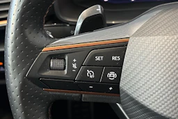 harmaa CUPRA Leon 2021 kuva 25.