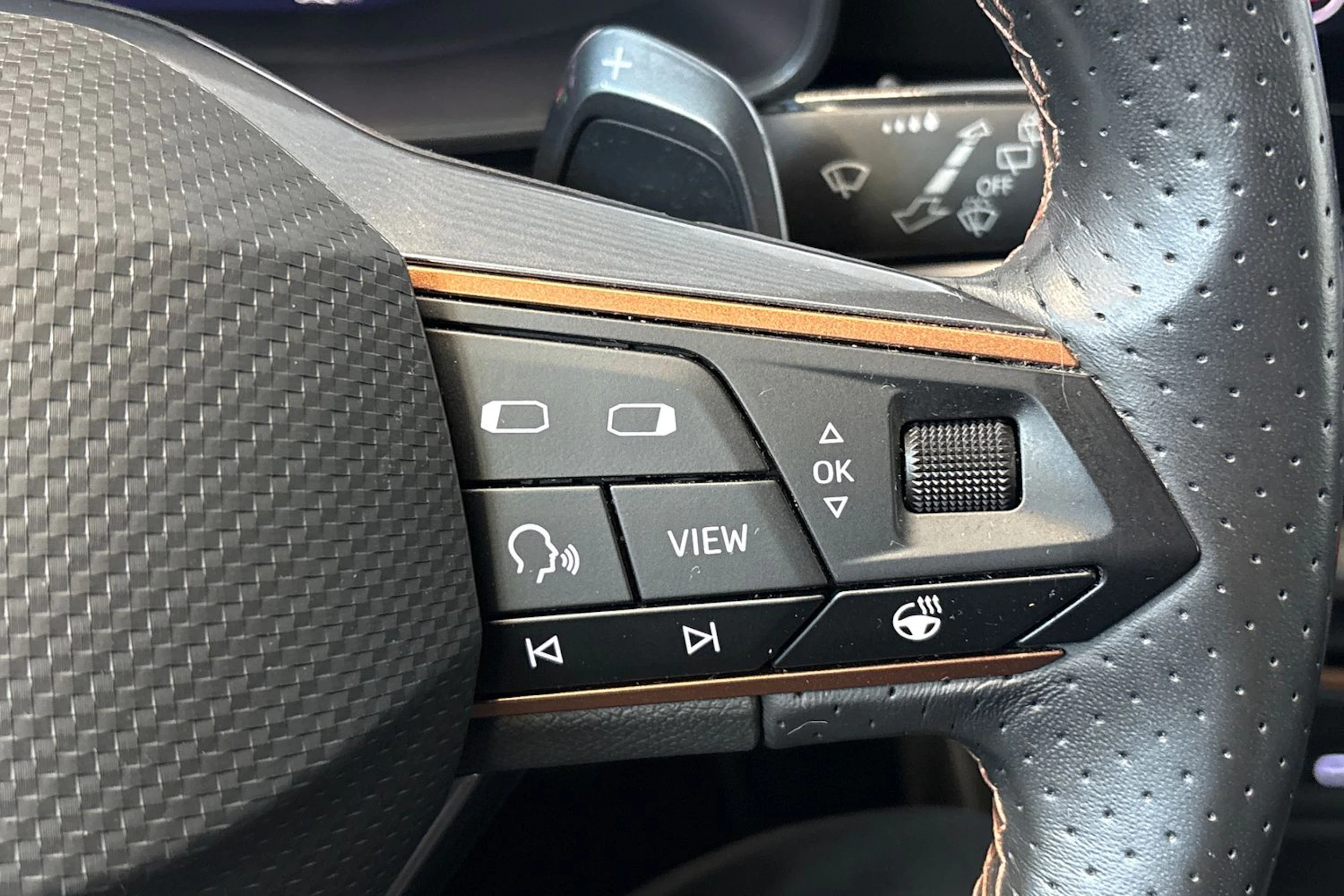 harmaa CUPRA Leon 2021 kuva 26.