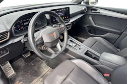 harmaa CUPRA Leon 2021 kuva 3.