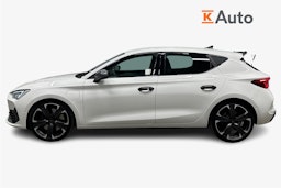 valkoinen CUPRA Leon 2021 kuva 5.