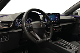 valkoinen CUPRA Leon 2021 kuva 6.