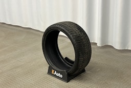 valkoinen CUPRA Leon 2021 kuva 10.