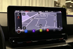 valkoinen CUPRA Leon 2021 kuva 21.