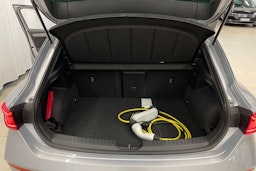 Harmaa CUPRA Leon 2021 kuva 20.