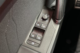 harmaa CUPRA Leon 2021 kuva 28.