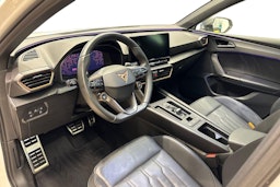 valkoinen CUPRA Leon 2021 kuva 7.