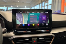 valkoinen CUPRA Leon 2021 kuva 23.